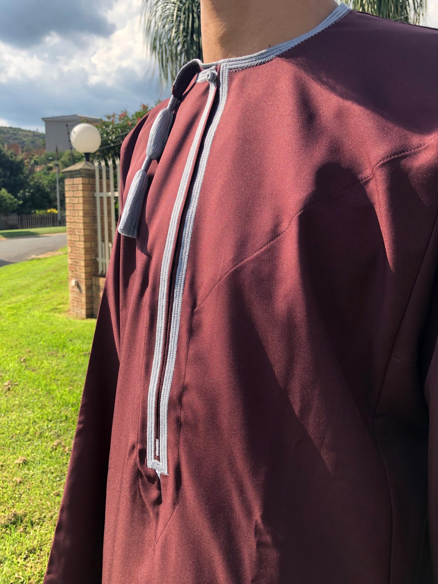 Omani Maroon & Grey Dishdasha